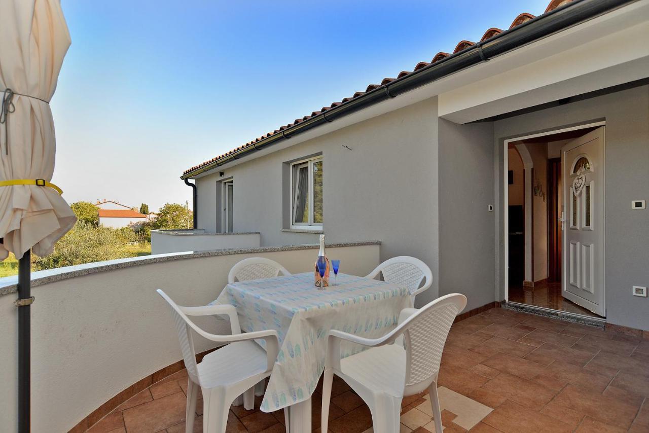 Apartments Elizabeta 1701 Fažana エクステリア 写真