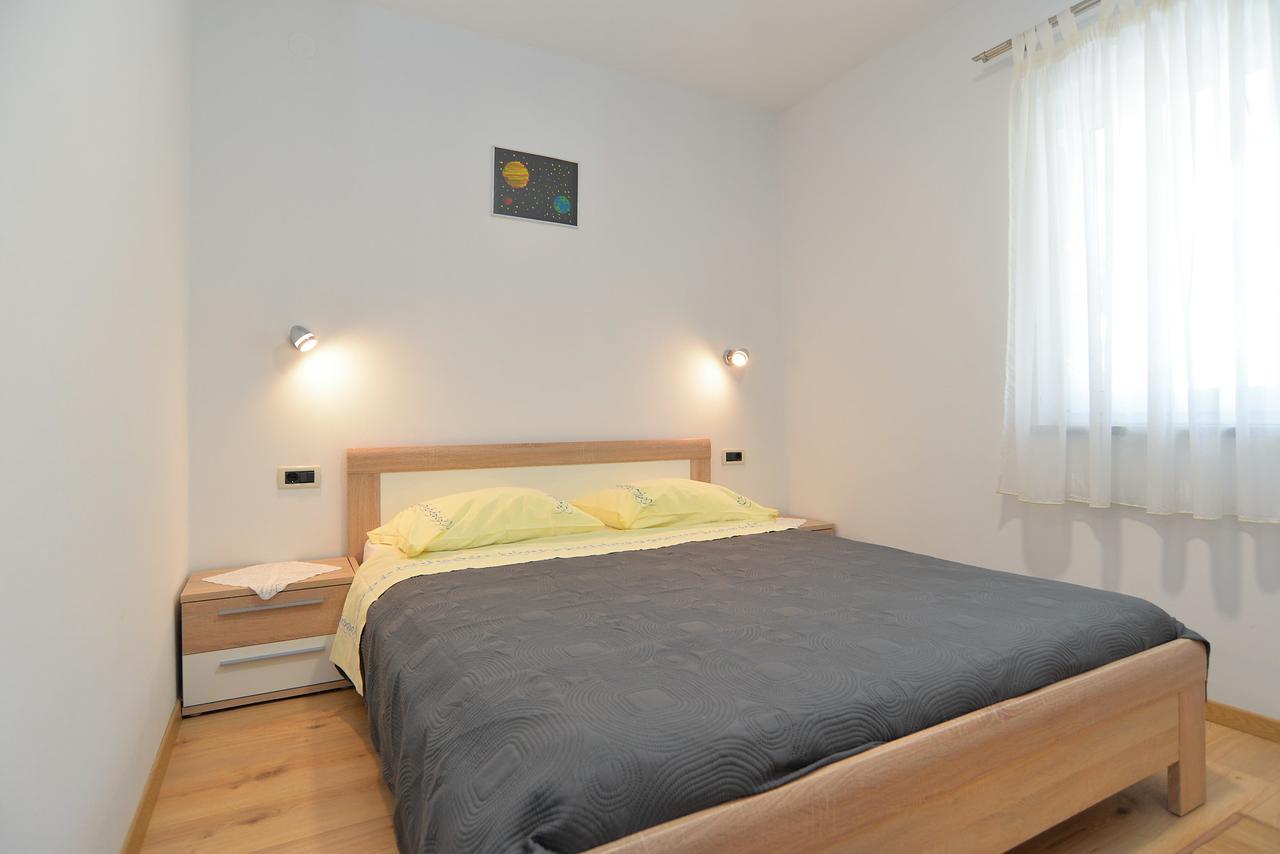 Apartments Elizabeta 1701 Fažana エクステリア 写真