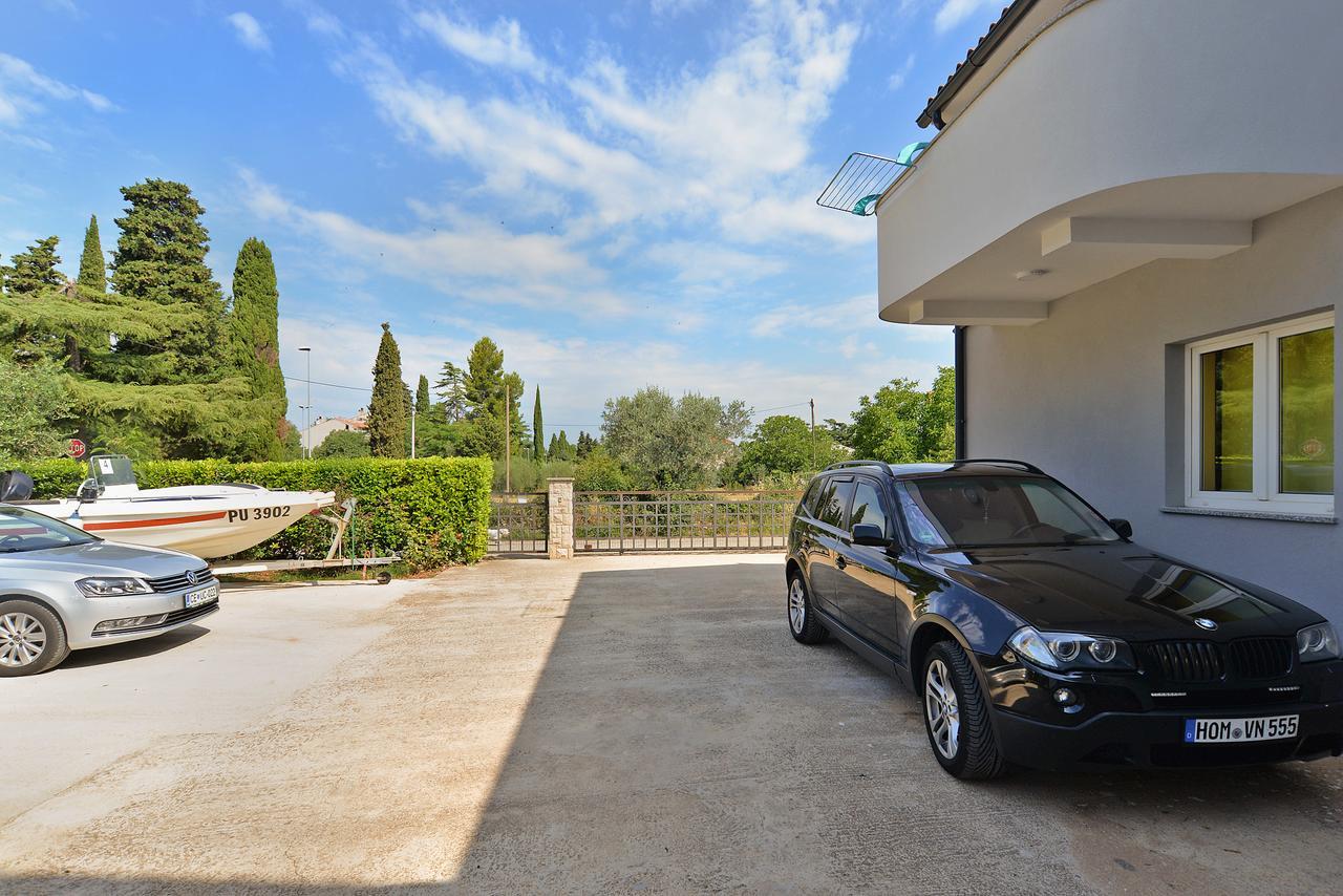 Apartments Elizabeta 1701 Fažana エクステリア 写真