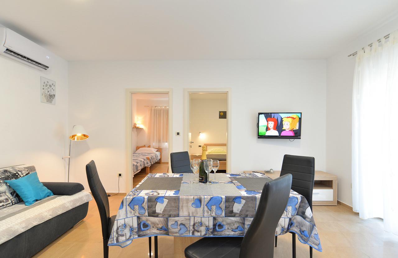 Apartments Elizabeta 1701 Fažana エクステリア 写真