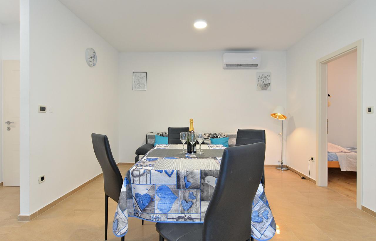 Apartments Elizabeta 1701 Fažana エクステリア 写真