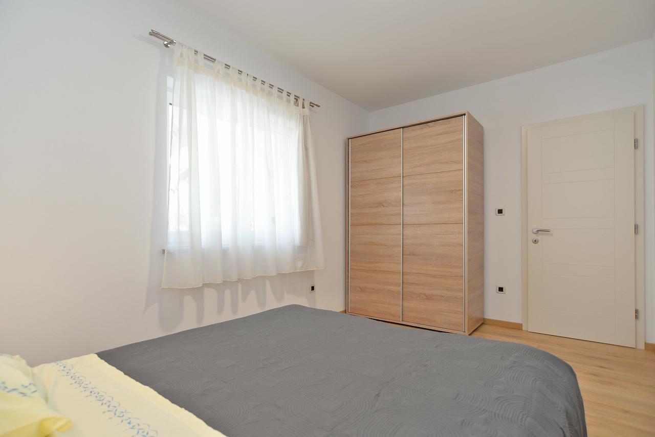Apartments Elizabeta 1701 Fažana エクステリア 写真
