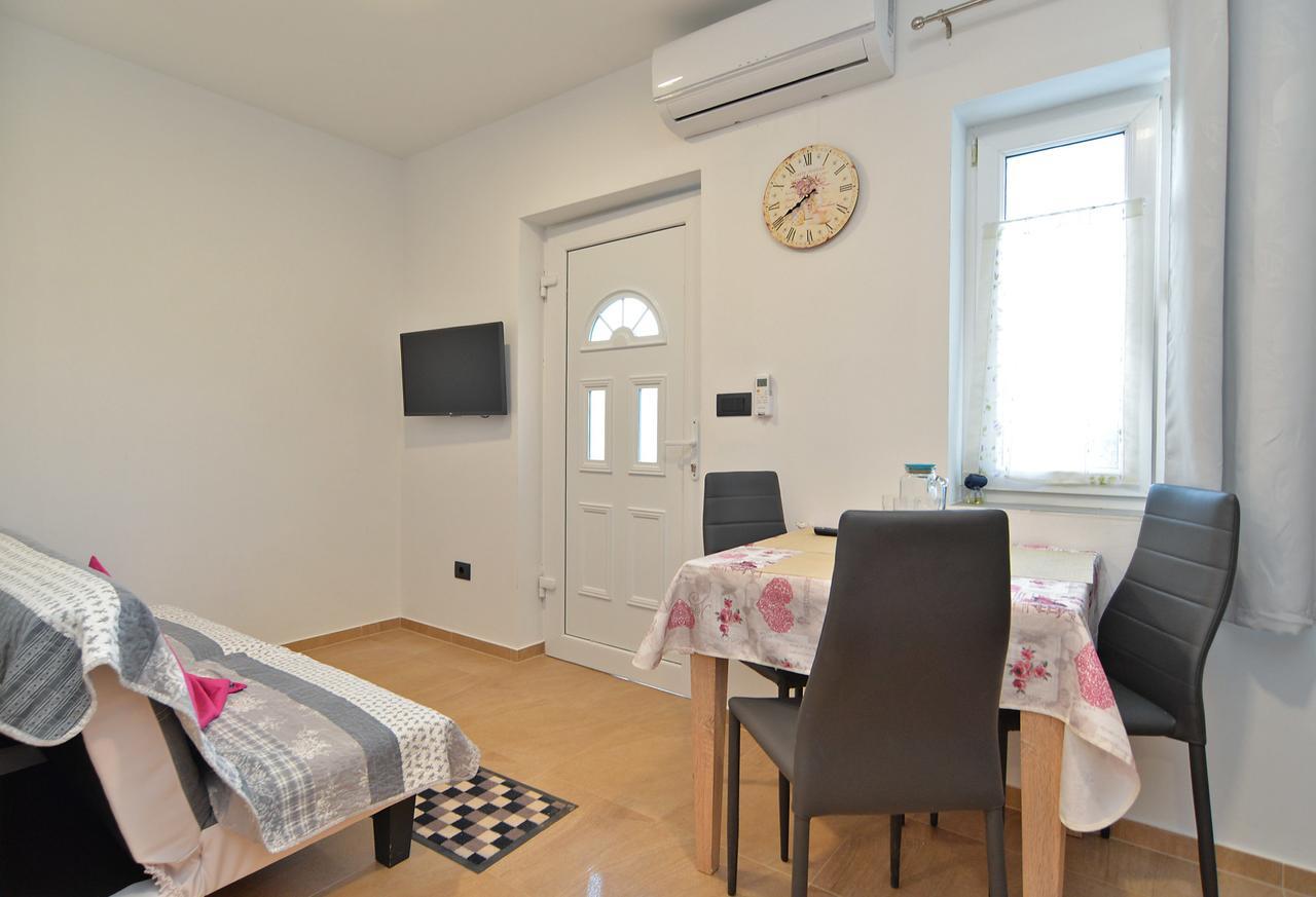 Apartments Elizabeta 1701 Fažana エクステリア 写真